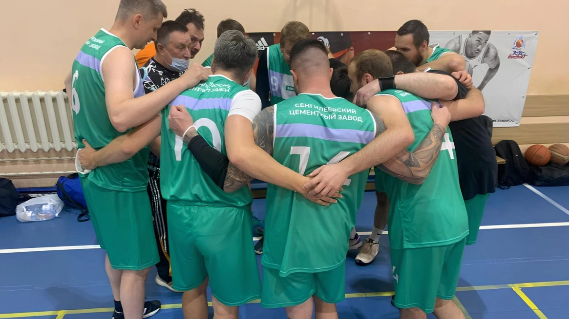 Уверенный дебют баскетболистов Сенгилеевского филиала ЦЕМРОСа