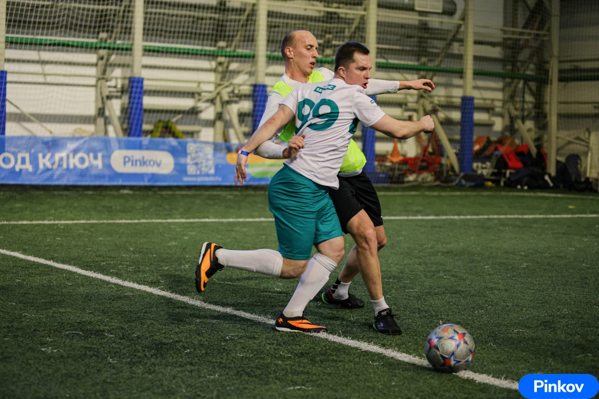 Испытание на сыгранность: сборная ЦЕМРОСа вернулась на поле «Кубка Мосстрой»