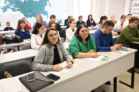 ЦЕМРОС поощрил юных экологов Белгородчины