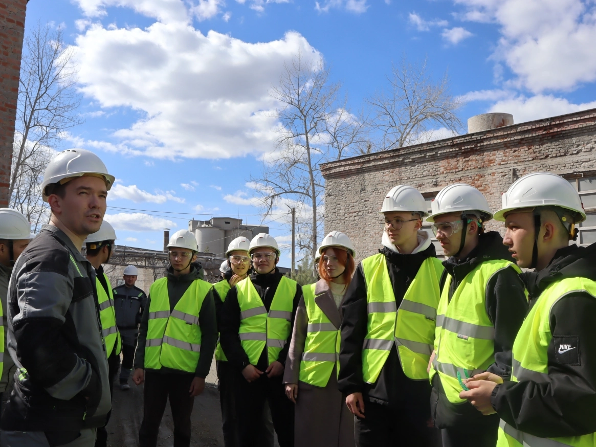 ЦЕМРОС открыл свои двери для почти полутора тысяч школьников и студентов по всей стране