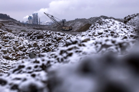 Двойной удар по отрасли: как чужой цемент вытесняет с рынка отечественных игроков