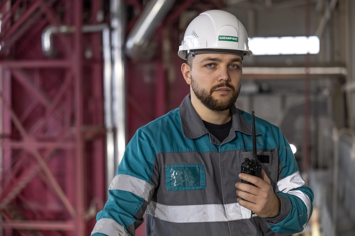 В объективе – люди труда: ЦЕМРОС стал «Новым лицом промышленности России»