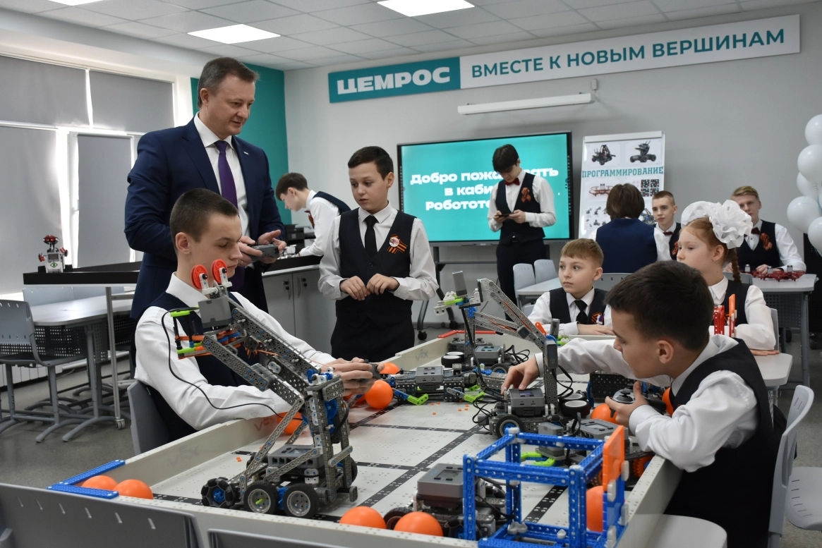 Опыт ЦЕМРОСа в ранней профориентации признан эталоном «бесшовной» интеграции