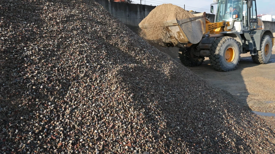 ЦЕМРОС: Иран не снизил поставки цемента в Россию из-за конфликта с США