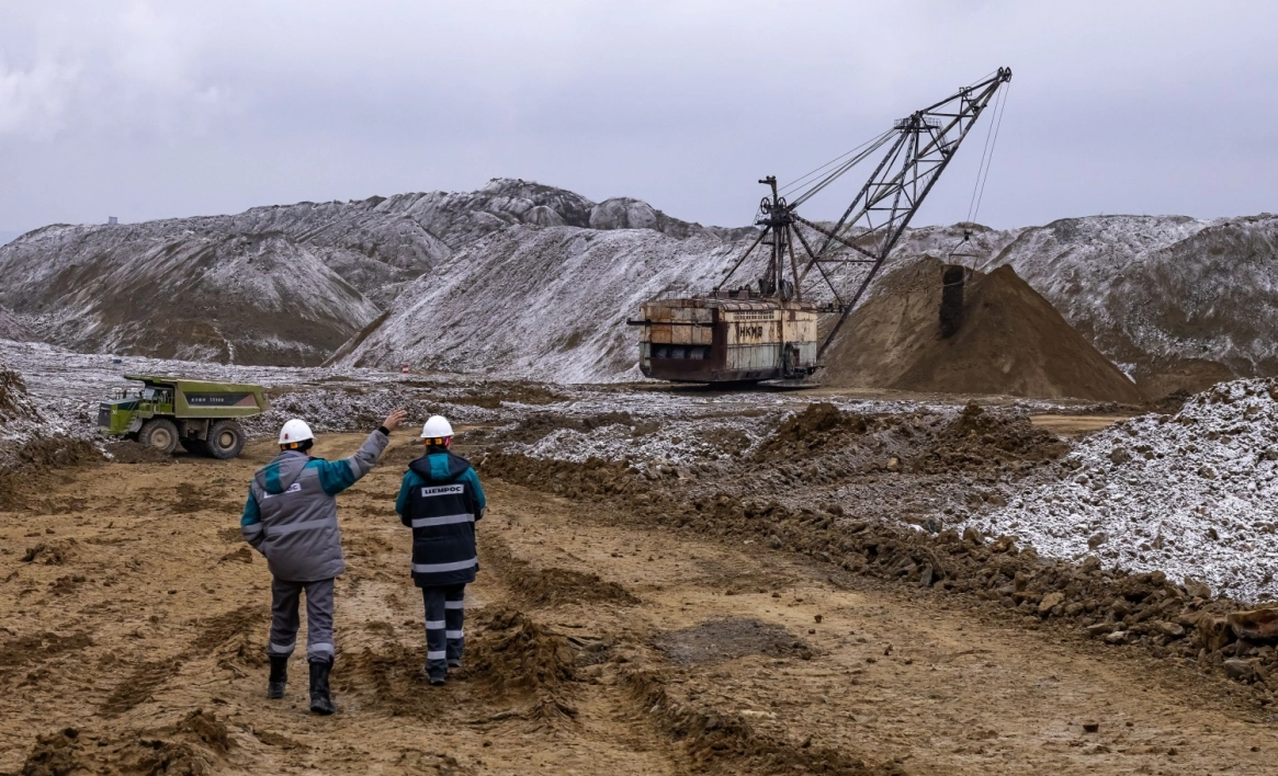 Цемент под давлением: растущий импорт и кризис в стройке вытесняют с рынка отечественных производителей