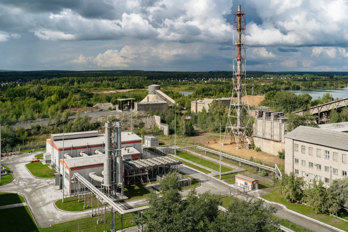 Невьянский филиал ЦЕМРОСа опроверг информацию о причастности к разливу нефтепродуктов
