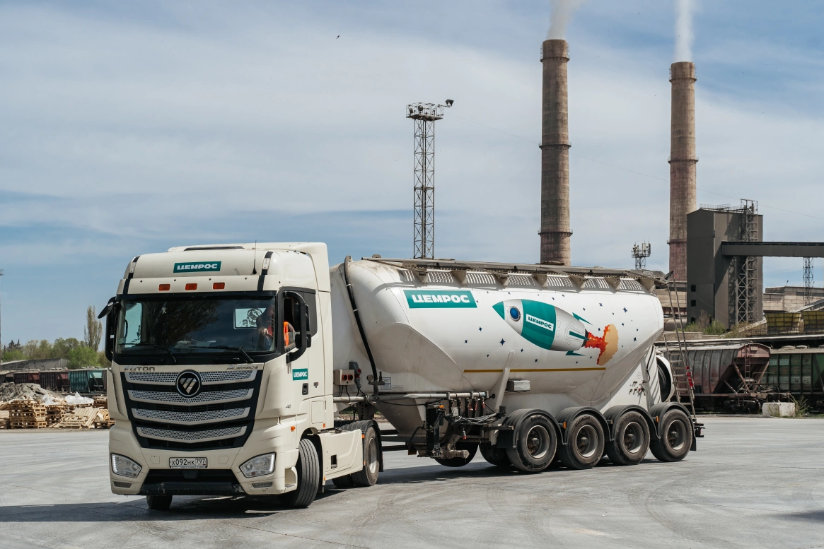 ЕС запретил экспорт цемента и других минеральных сырьевых товаров в Россию: что это значит для отечественного цемпрома?