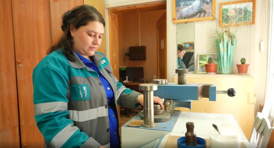 «Никогда не думала, что буду работать на производстве»: что заставило Дарью Корниенко выбрать завод ЦЕМРОСа