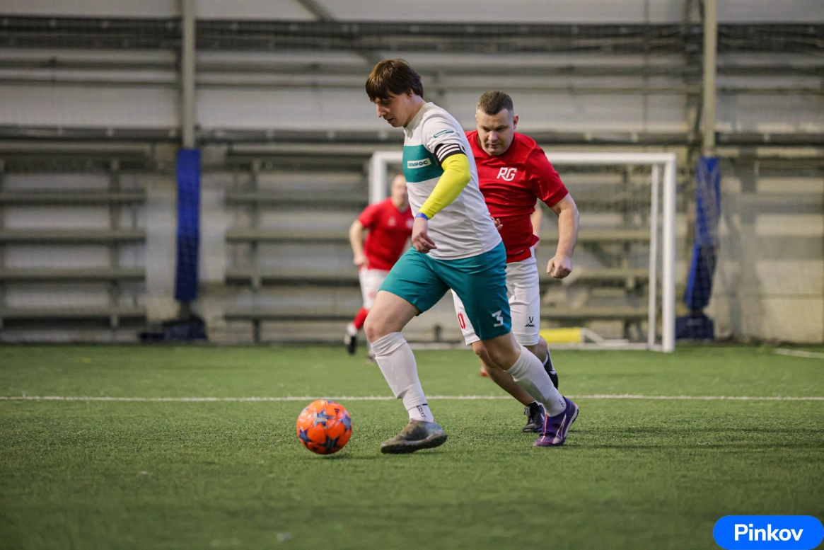 Испытание на сыгранность: сборная ЦЕМРОСа вернулась на поле «Кубка Мосстрой»