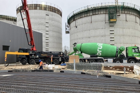 Французская компания утроила объем производства безклинкерного цемента