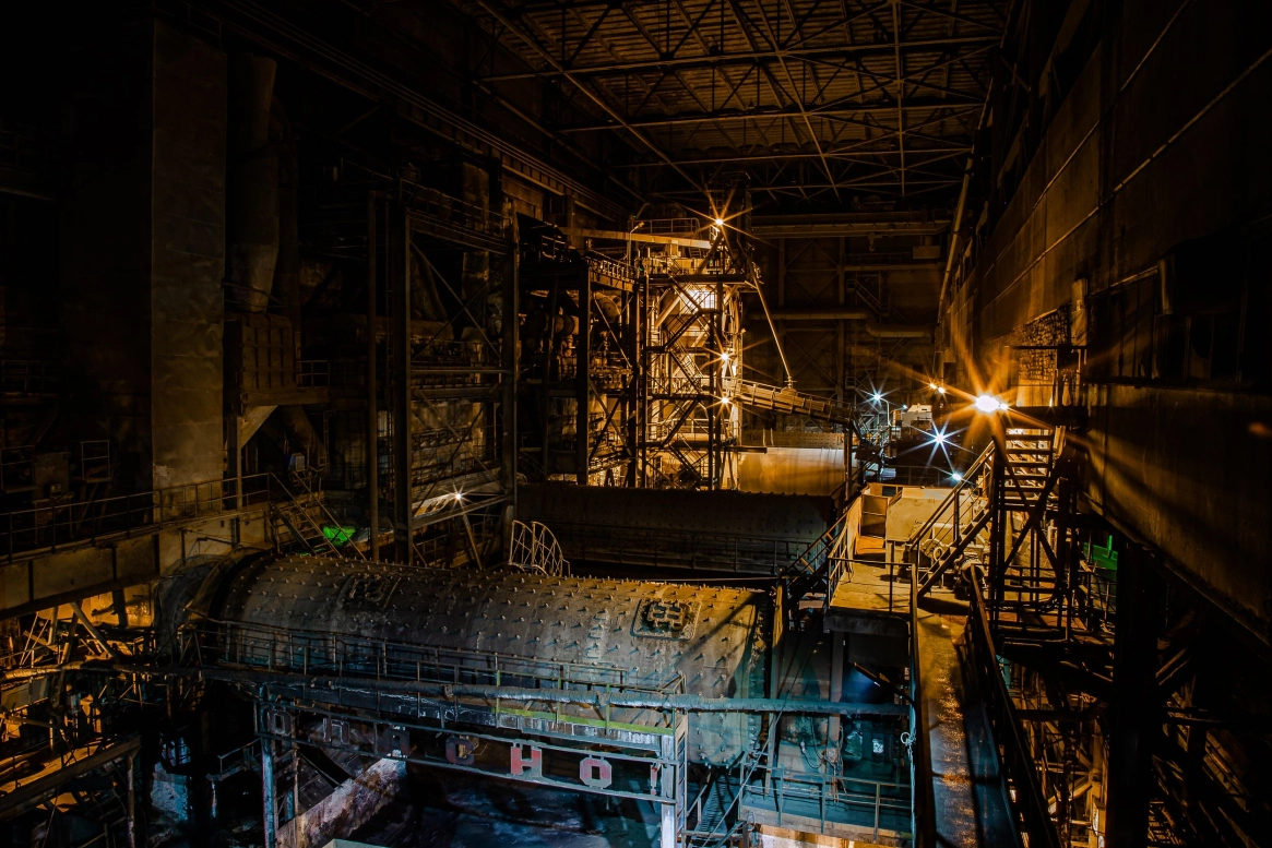 Два завода – две эпохи: ЦЕМРОС отметил двойной юбилей