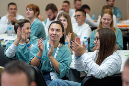 Молодые, активные, вдохновленные: команда ЦЕМРОСа на форуме «Территория инициативной молодежи»