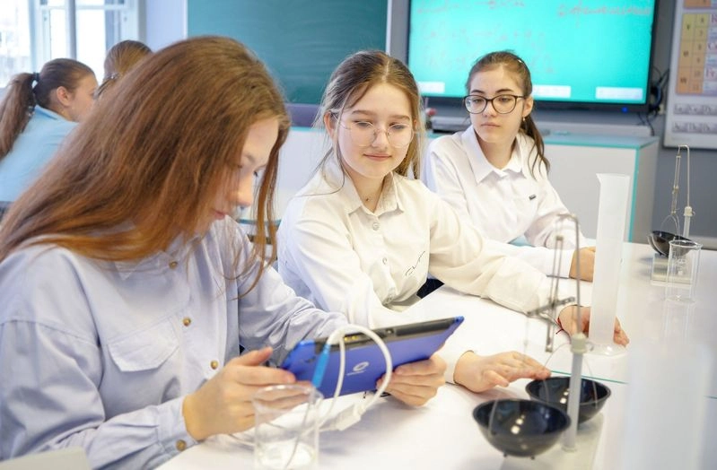 Завод и люди вместе: как ЦЕМРОС развивает Подгоренский район