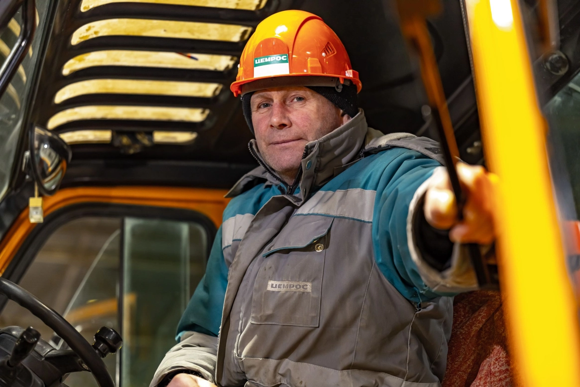 В объективе – люди труда: ЦЕМРОС стал «Новым лицом промышленности России»