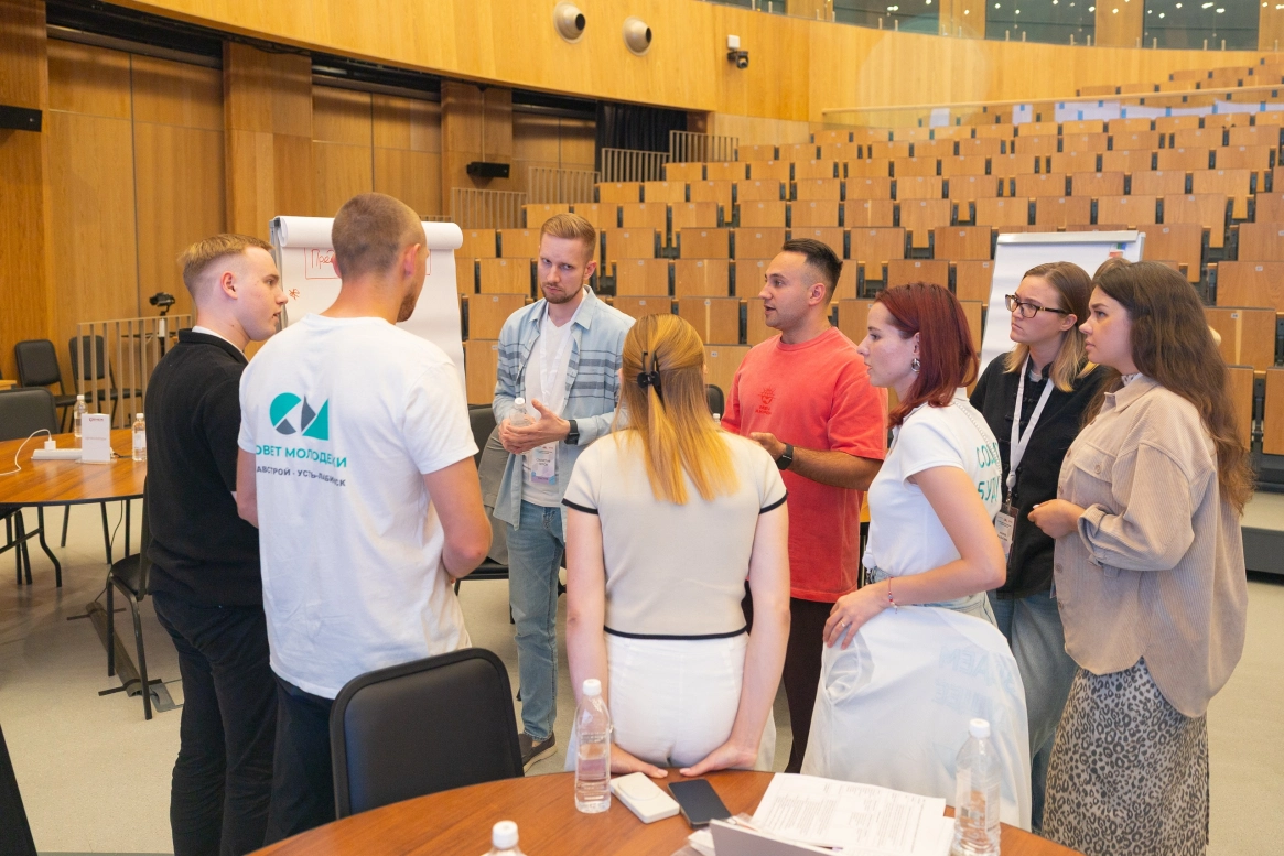 Молодые лидеры ЦЕМРОСа обсудили новые подходы в развитии бизнеса на III Слёте в Солнечногорске