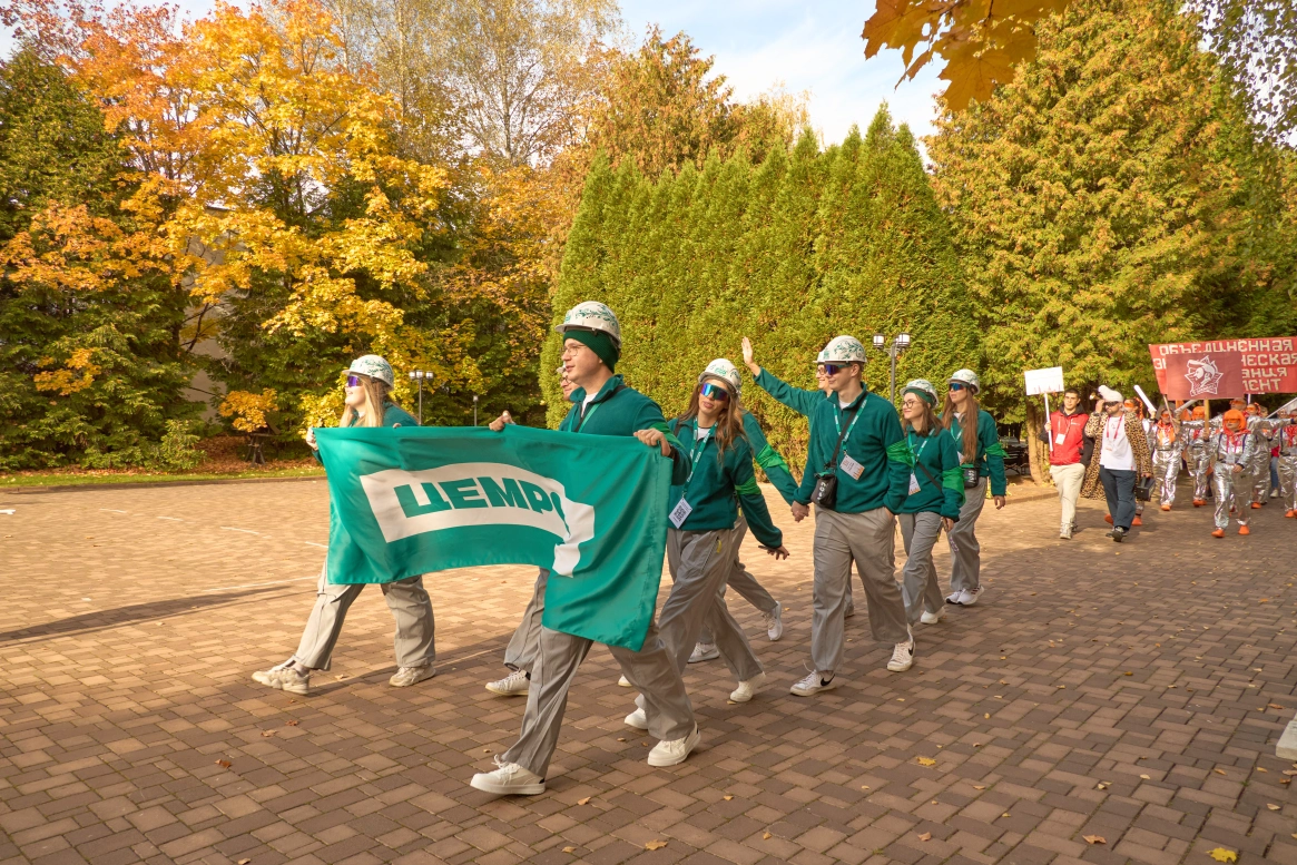 «Пионеры стройки 2030»: молодые специалисты ЦЕМРОСа среди лучших на Стройслёте-2025