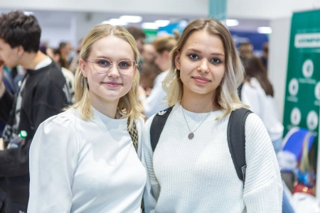 ЦЕМРОС «хантит» инженеров прямо в аудиториях: представитель компании пообщался со студентами БГТУ